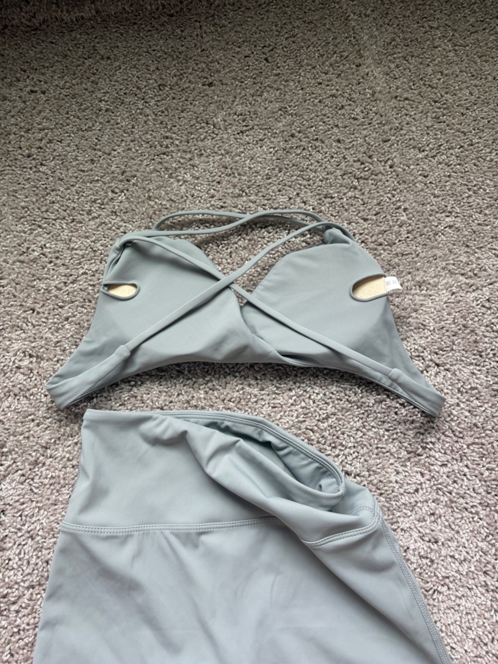 Matching workout set - Picture 3 of 3